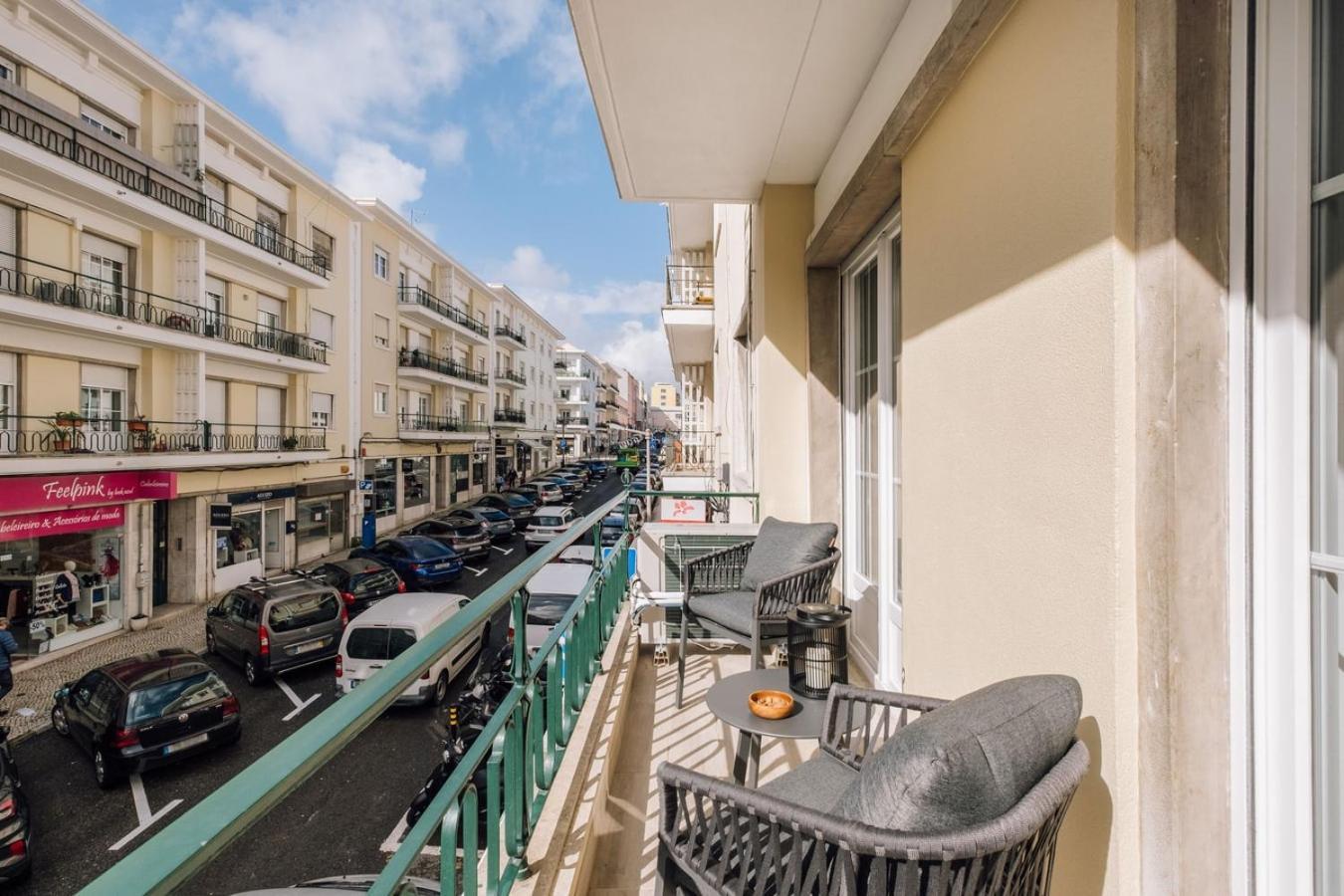 Fado - 3 Bedrooms, Office And Terrace In Alvalade Appartement